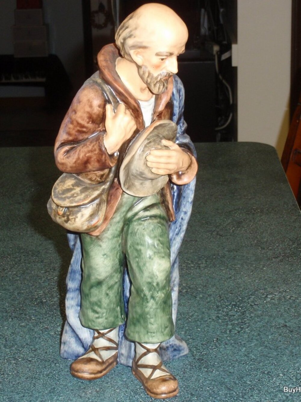 "Shepherd Standing" JUMBO 12" Goebel Hummel Christmas Nativity Figurine #260G